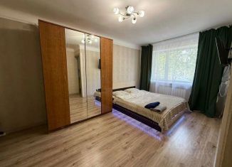 Сдам однокомнатную квартиру, 42 м2, Белгород, проспект Славы, 7Б
