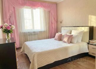 Сдам в аренду 3-ком. квартиру, 78 м2, Белгород, улица 5 Августа, 13В