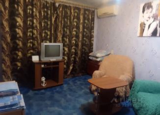 Сдаю в аренду 1-комнатную квартиру, 38 м2, Волгоград, улица Маршала Ерёменко, 120, Краснооктябрьский район