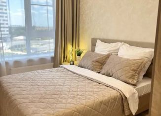 Сдаю в аренду 1-ком. квартиру, 45 м2, Астрахань, улица Бехтерева, 2Б