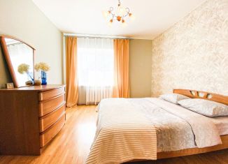 Сдается в аренду 3-комнатная квартира, 80 м2, Вологда, Советский проспект, 84А