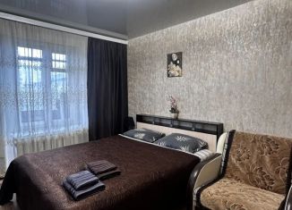 Сдам в аренду 2-комнатную квартиру, 54 м2, Мурманск, проспект Героев-Североморцев, 83/1