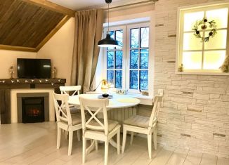 Сдается 2-ком. квартира, 42 м2, Карелия, улица Советских Космонавтов, 18