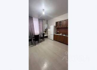Сдаю в аренду 1-комнатную квартиру, 55 м2, Дагестан, проспект Ленина, 2А