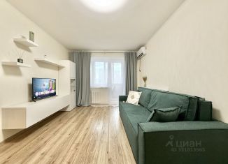 Сдаю в аренду 1-комнатную квартиру, 40 м2, Самарская область, улица Осипенко, 6Б