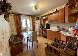 Двухкомнатная квартира в аренду, 56 м2, Псков, улица Рокоссовского, 5А