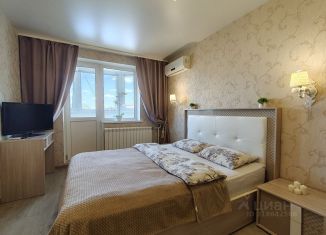 Аренда двухкомнатной квартиры, 70 м2, Самара, проспект Карла Маркса, 177В, метро Гагаринская