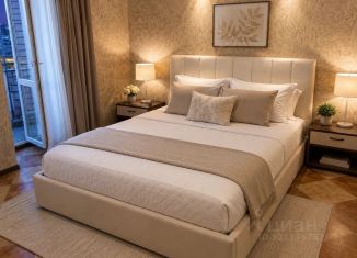 Сдам в аренду 3-ком. квартиру, 110 м2, Волгоград, улица Маршала Ерёменко, 42