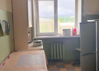 Продаю 3-ком. квартиру, 75.1 м2, Санкт-Петербург, Кантемировская улица, 33, метро Площадь Мужества