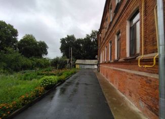 Продается двухкомнатная квартира, 61.9 м2, Курская область