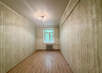 Продаю 1-ком. квартиру, 72 м2, Абакан, улица Пушкина, 215
