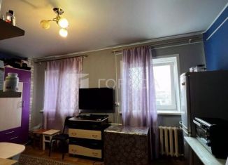 Продается 3-комнатная квартира, 58 м2, Барнаул, улица Гулькина, 31, Октябрьский район
