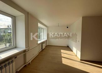 Продаю двухкомнатную квартиру, 46 м2, Полевской, микрорайон Черёмушки, 1