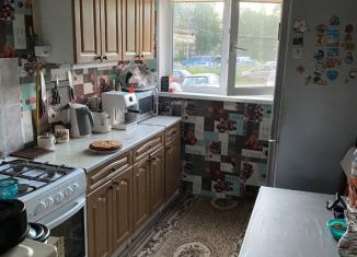 Продается 3-ком. квартира, 63 м2, Мурманская область, проспект Героев-Североморцев, 7к1