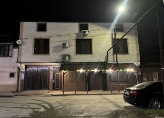 Продаю дом, 321 м2, Махачкала, улица Комарова, 5