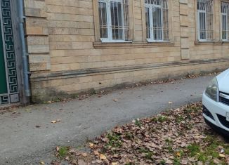 Продам участок, 6.9 сот., Махачкала, улица Титова, 77