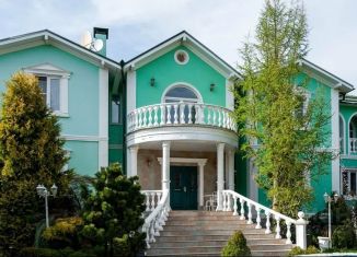 Сдаю в аренду дом, 1000 м2, Москва