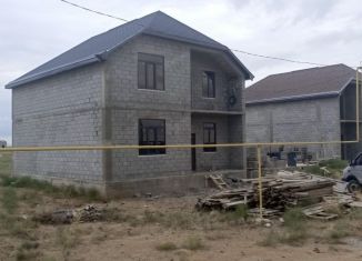 Продается дом, 180 м2, посёлок городского типа Ленинкент, 22-я Фермерская улица