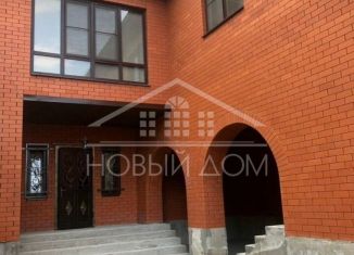 Продам дом, 220 м2, Нальчик, улица Симиренко