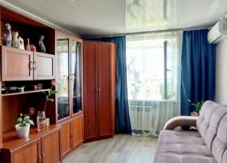 Продается двухкомнатная квартира, 36 м2, Самара, метро Безымянка, проспект Карла Маркса, 412А
