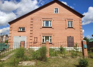 Продаю коттедж, 236 м2, Лесосибирск, улица Есенина, 3