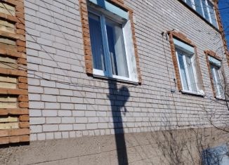 Продаю дом, 200 м2, Бавлы, улица Октября