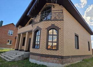 Продам дом, 221 м2, Мелеуз, улица 65 лет Победы, 105
