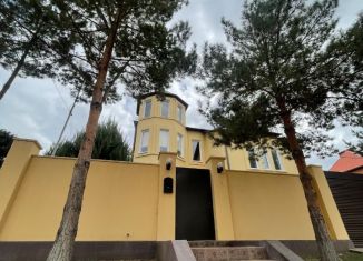 Продажа коттеджа, 629 м2, Астраханская область, улица Ульянова, 94А