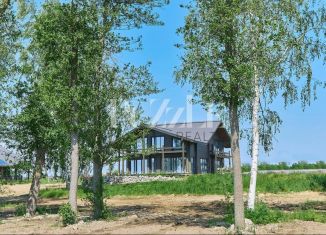 Продам дом, 380 м2, Ленинградская область
