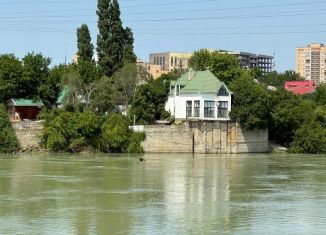 Продаю дом, 280 м2, Краснодарский край, улица Кочубея, 1