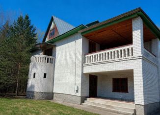Продаю дом, 180 м2, поселок Бежань, Озёрная улица, 8