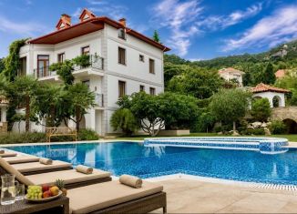 Дом в аренду, 370 м2, Крым, улица К. Маркса