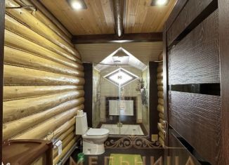 Продаю коттедж, 200 м2, Полевской, улица Володарского, 8