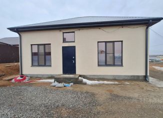 Продам дом, 67.2 м2, Астраханская область, Курская улица, 18