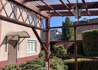 Продам дом, 369.7 м2, Калининград, Ленинградский район, улица Аксакова, 2