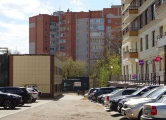 Продаю гараж, 22 м2, Смоленская область, улица Дохтурова, 3А