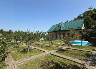 Продам дом, 170 м2, Горячий Ключ, Школьная улица