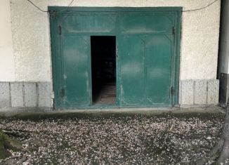 Продаю гараж, 27 м2, Нальчик, район Центр, улица Толстого, 85