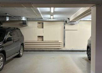 Продаю машиноместо, 15 м2, Томск, улица Артёма, 7, Кировский район