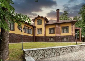 Сдача в аренду дома, 900 м2, Московская область