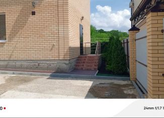 Сдается 2-комнатная квартира, 80 м2, Ставропольский край, улица Полянка, 20