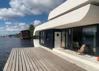 Сдается дом, 130 м2, Санкт-Петербург, метро Чкаловская