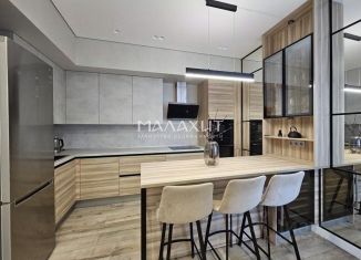 Продаю 4-ком. квартиру, 100 м2, Самарская область, улица Водников, 33