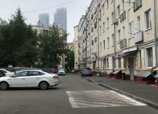 Продам комнату, 87 м2, Москва, улица Сергея Макеева, 4, ЦАО
