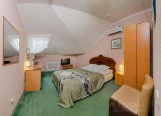 Сдаю в аренду комнату, 15 м2, Череповец, Советский проспект, 82