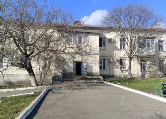 Продаю комнату, 100 м2, Краснодарский край, улица Труда, 9