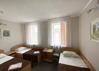 Сдаю в аренду комнату, 14 м2, Великий Устюг, Советский проспект, 95