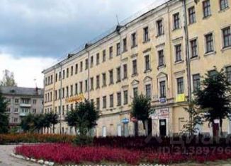 Продаю офис, 31.6 м2, Псковская область, Советская площадь, 9