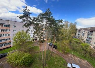 4-комнатная квартира на продажу, 135.9 м2, Калуга, Школьная улица, 4