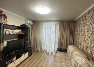 Продаю 1-комнатную квартиру, 37 м2, Энгельс, проспект Строителей, 53